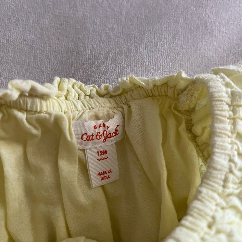 Cat & Jack Light Yellow Ruffled Set - Picture 3 of 3